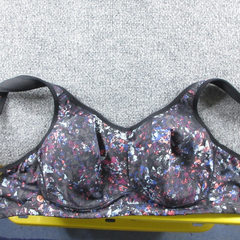 LIVI Sports Bra Womens 40DDD Black Full Coverage Underwire Lightly Lined Stretch